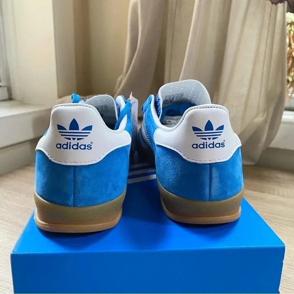 New Adidas Indoor Gazelle Sneakers Cobalt Blue White Gum Womens 7 - Picture 3 of 13